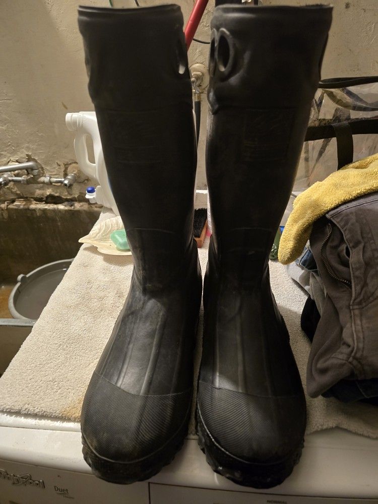 Itasca Men's Waterproof Boots