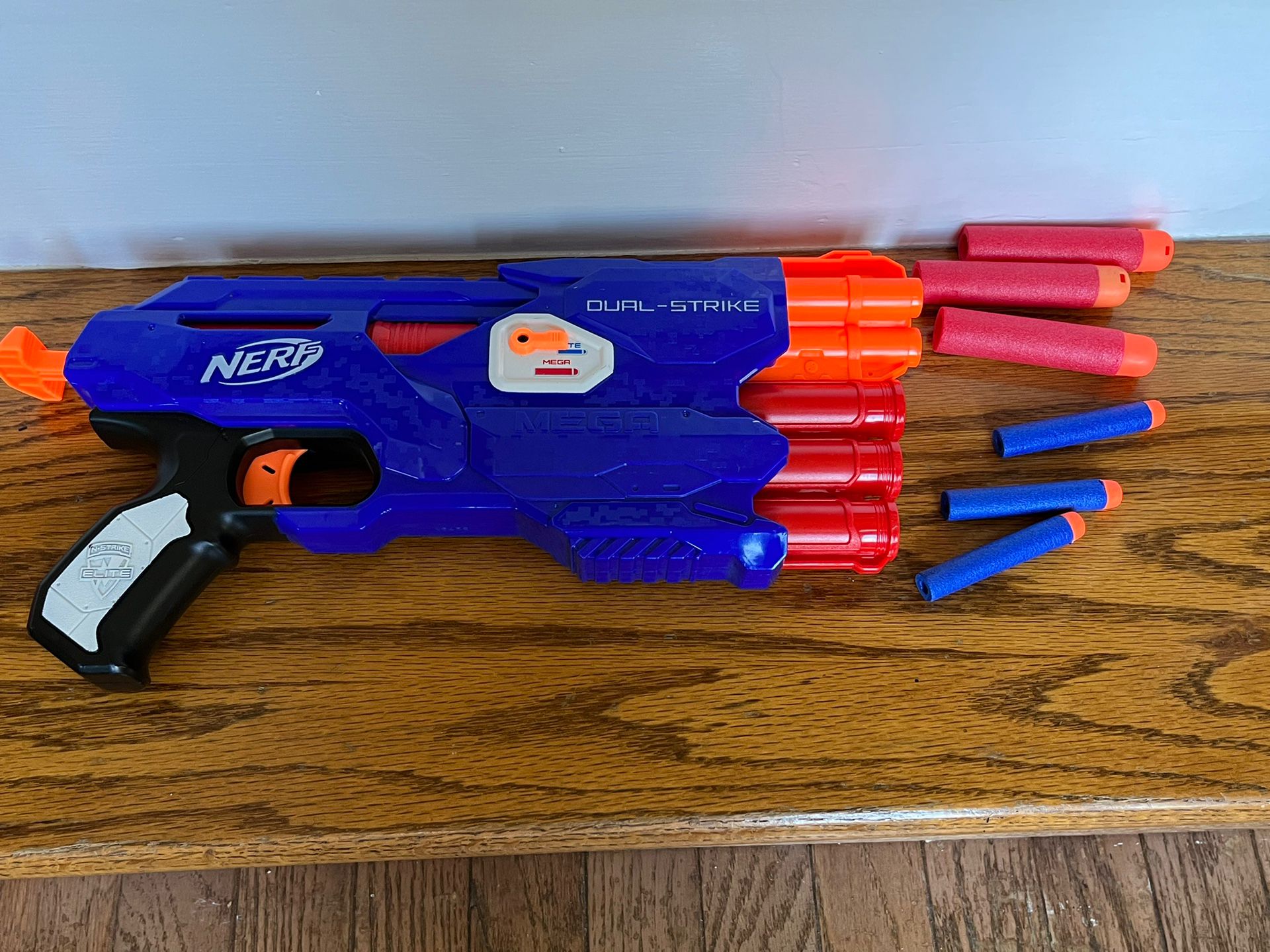 Nerf Gun dual Strike 