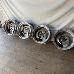 Set Of 4 15” 5x5 Wheels