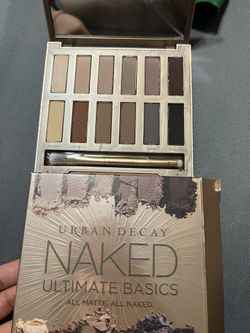 Urban Decay Naked Basics Matte Eyeshadow