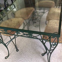 Wrought Iron And Glass Table With 6 Chairs
