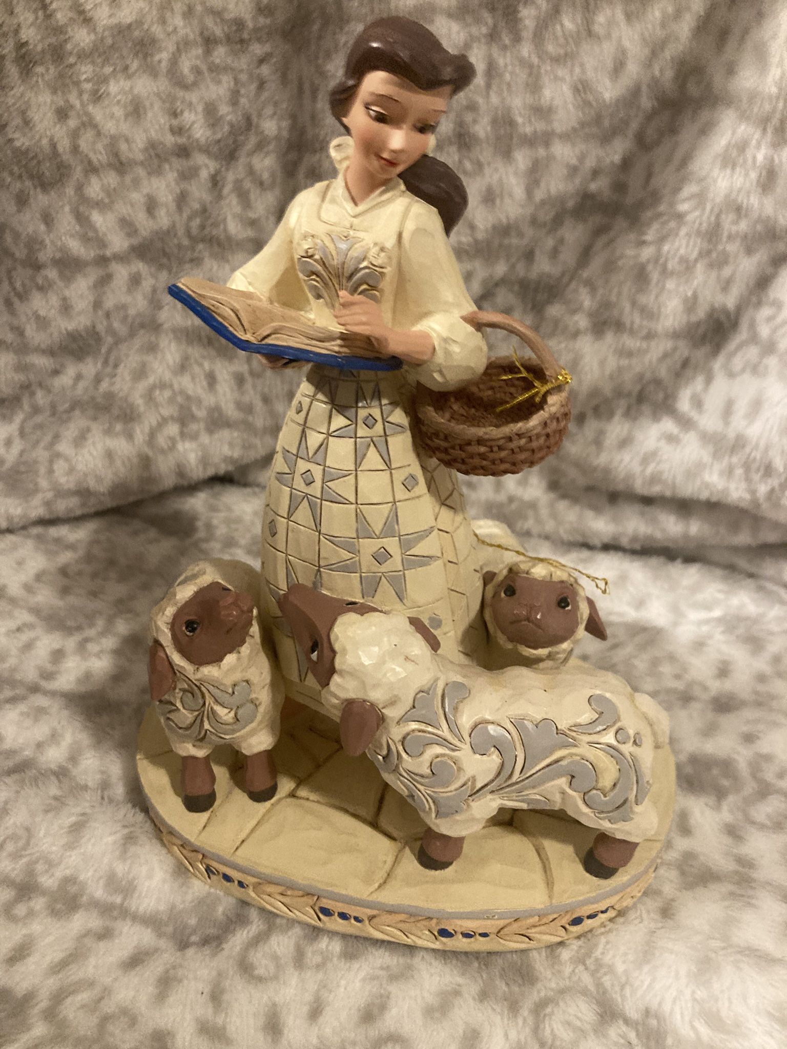 Disney Showcase Collection Figure