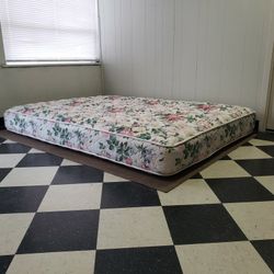 Queen size mattress - can DELIVER almost anywhere for $20 extra - please see all photos and read everything 🙂
