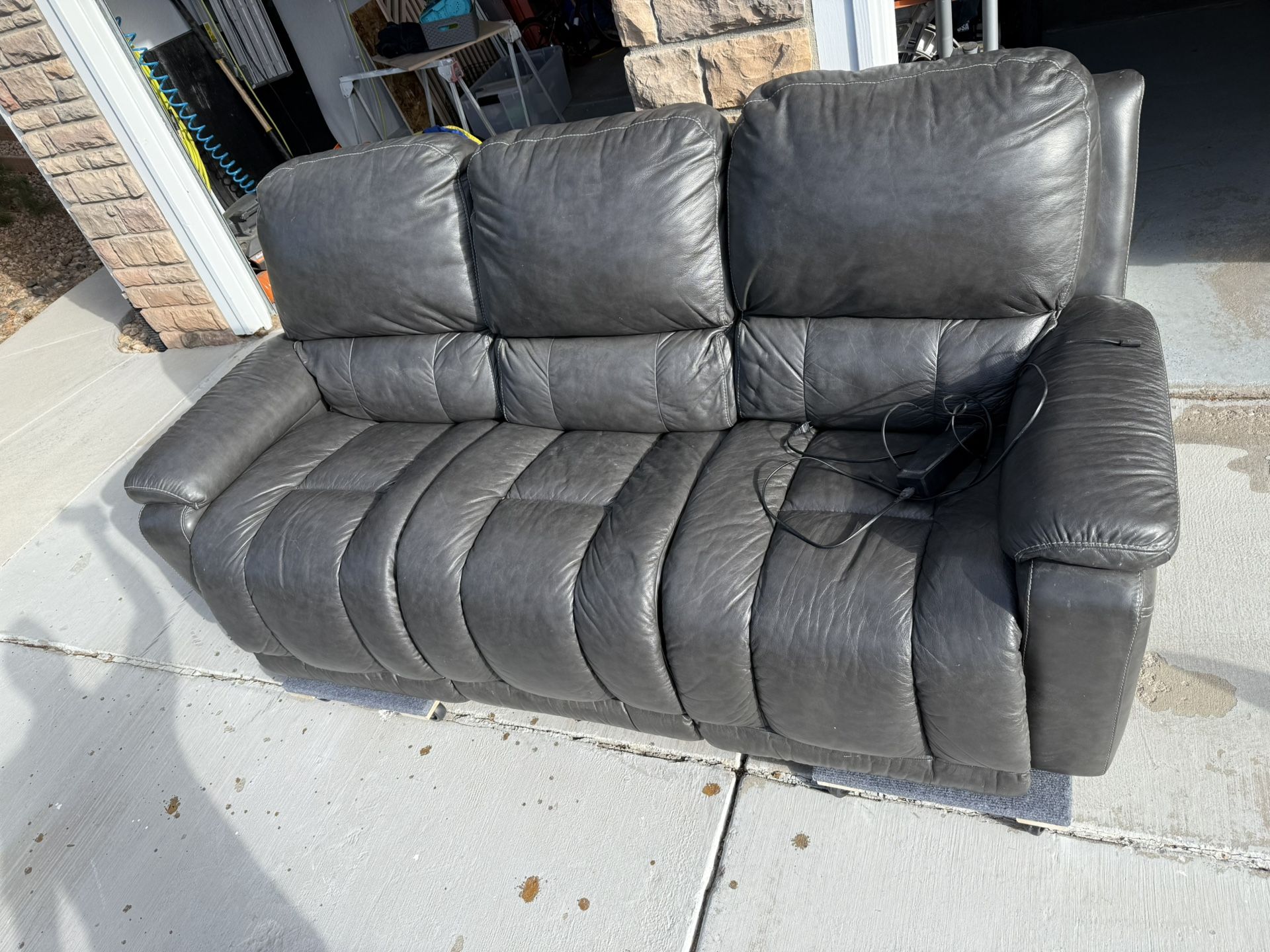 Matching Gray Leather Reclining Sofa And loveseat