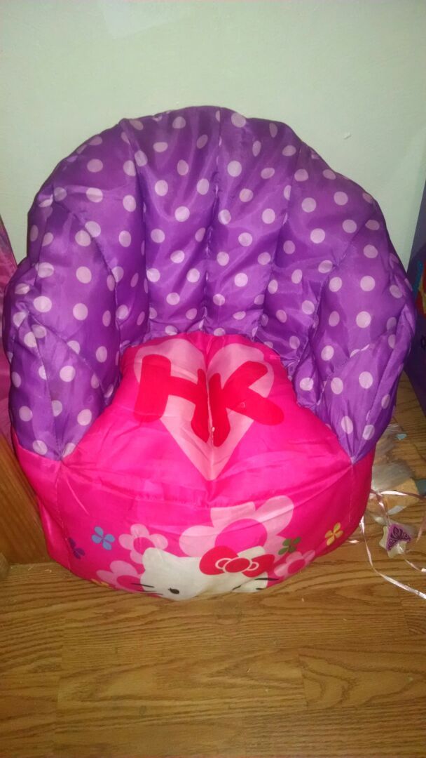 Hello kitty bean bag chair