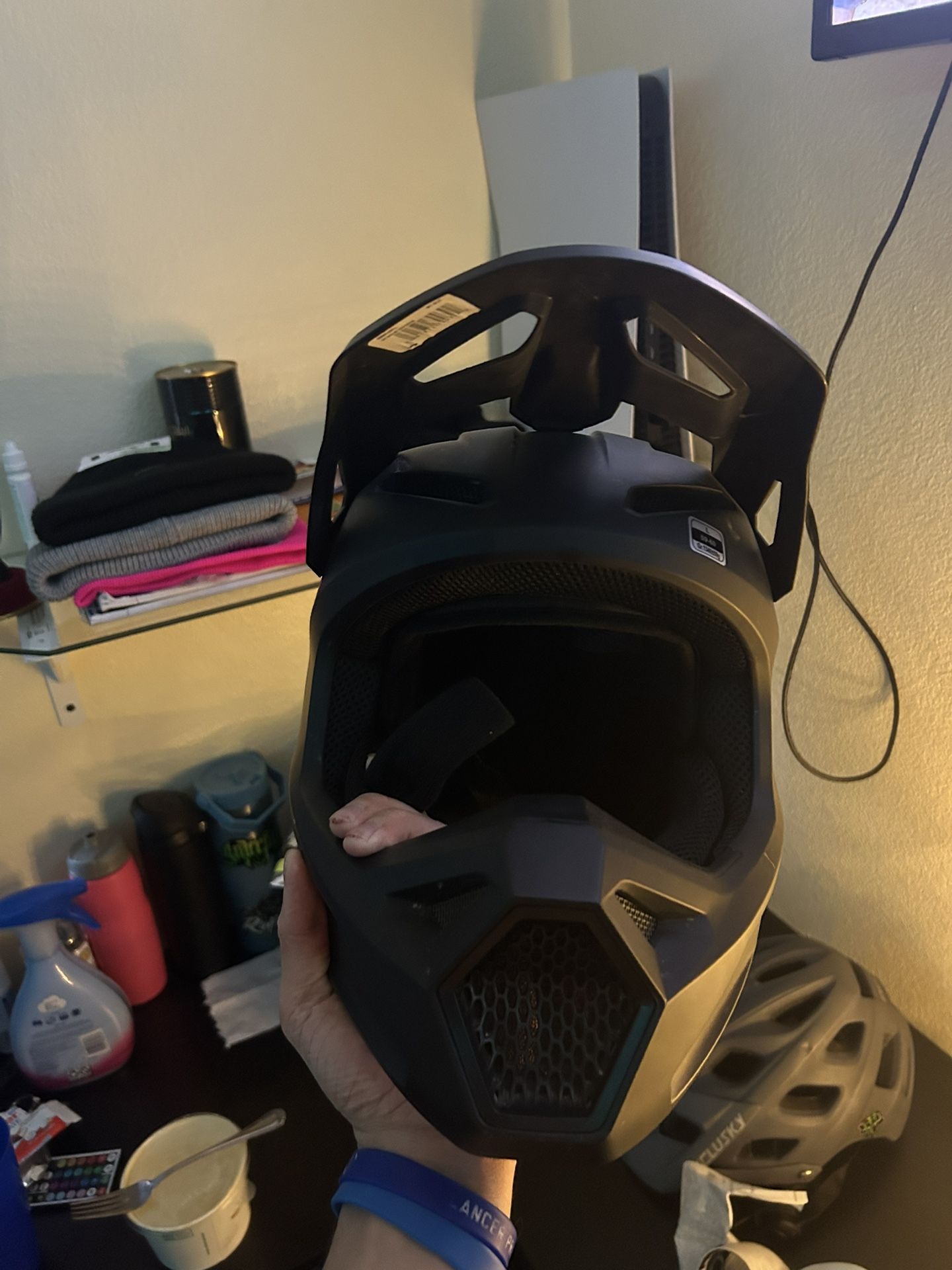 Fox V1 Will Trade For VR