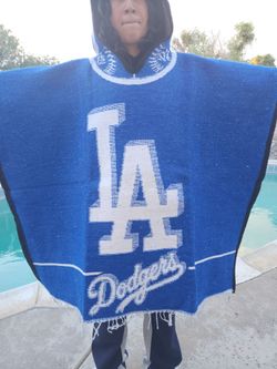 DODGERS ⚾️ Gavan Zarape w/hood