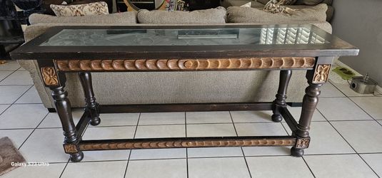 Beautiful Sofa Table 