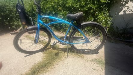 Huffy good vibrations beach cruiser