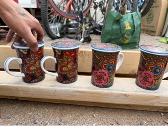 Mugs with lid