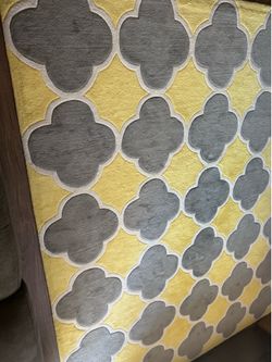 Indoor rug