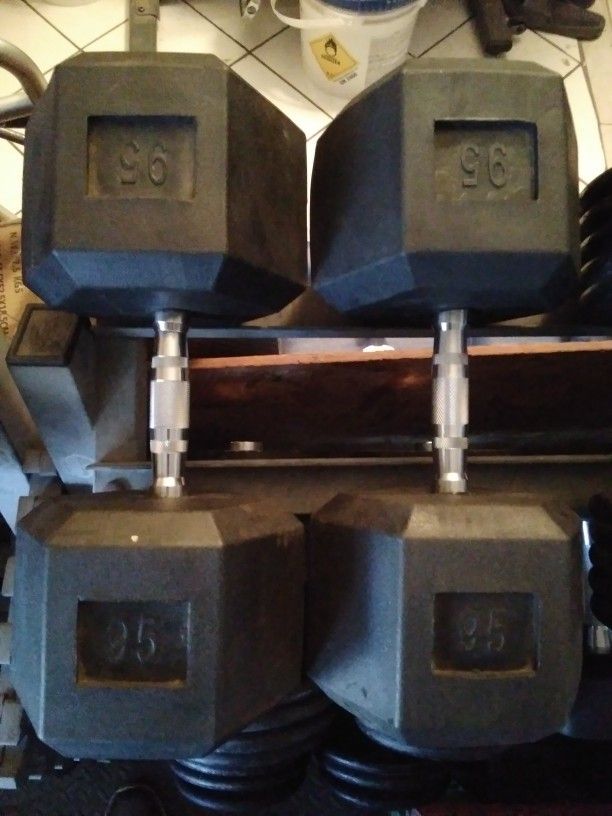 Pair Of 95 Lb Rubber Hex Dumbbells 190 Lb Total Weight