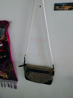 Small coach shoulder bag with fabric strap bag measuring 10" x7" pickup only cash