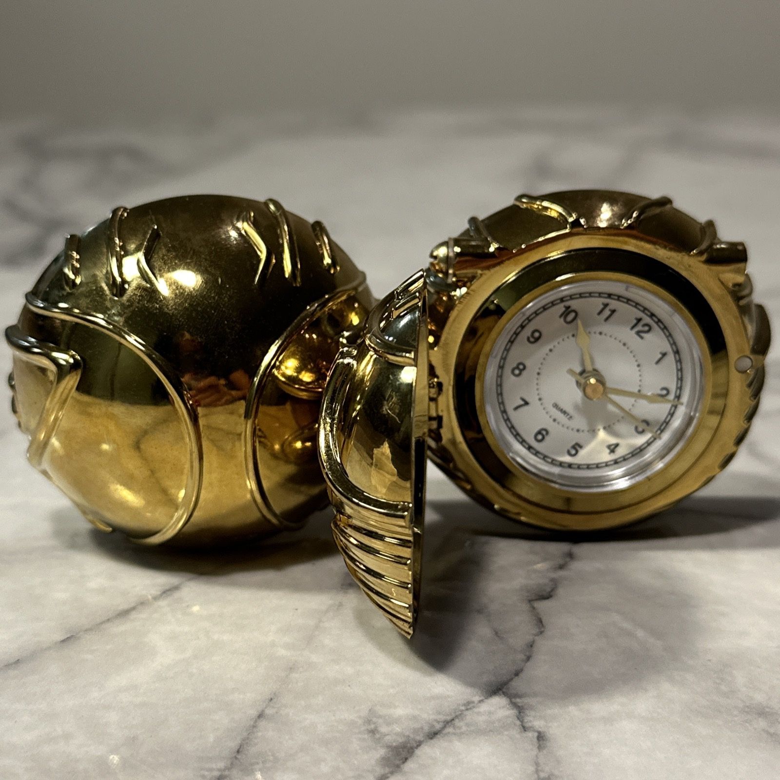 Pottery Barn Teen Harry Potterâ„¢ Golden Snitch Clock