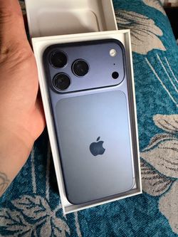 iPhone 17 pro max  Unlocked 256