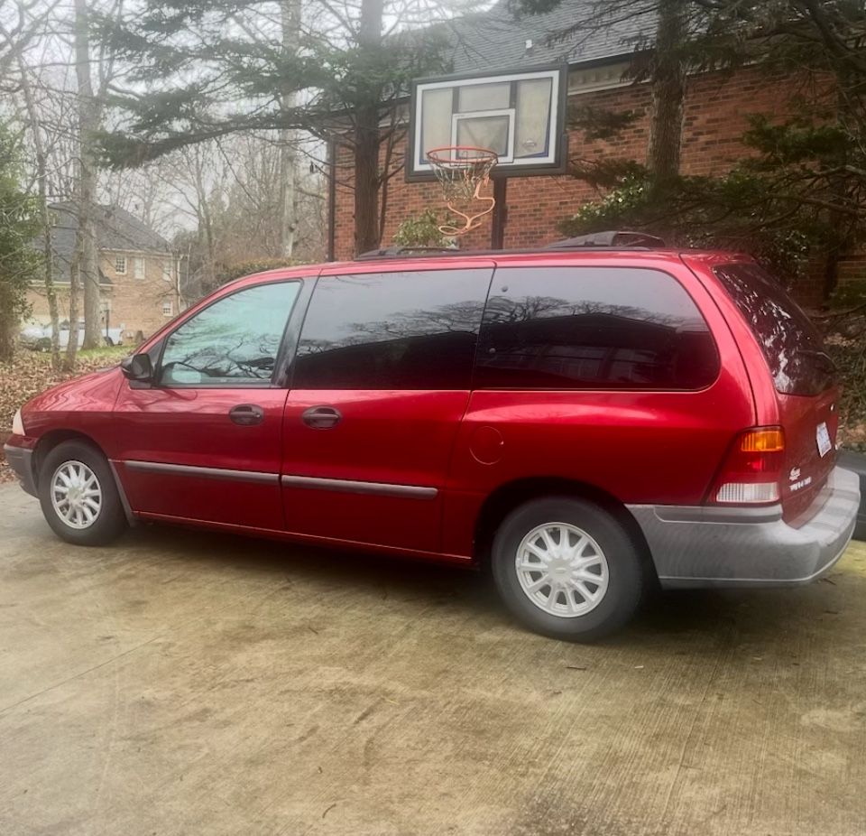 1999 Ford Windstar