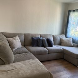 U Couch 