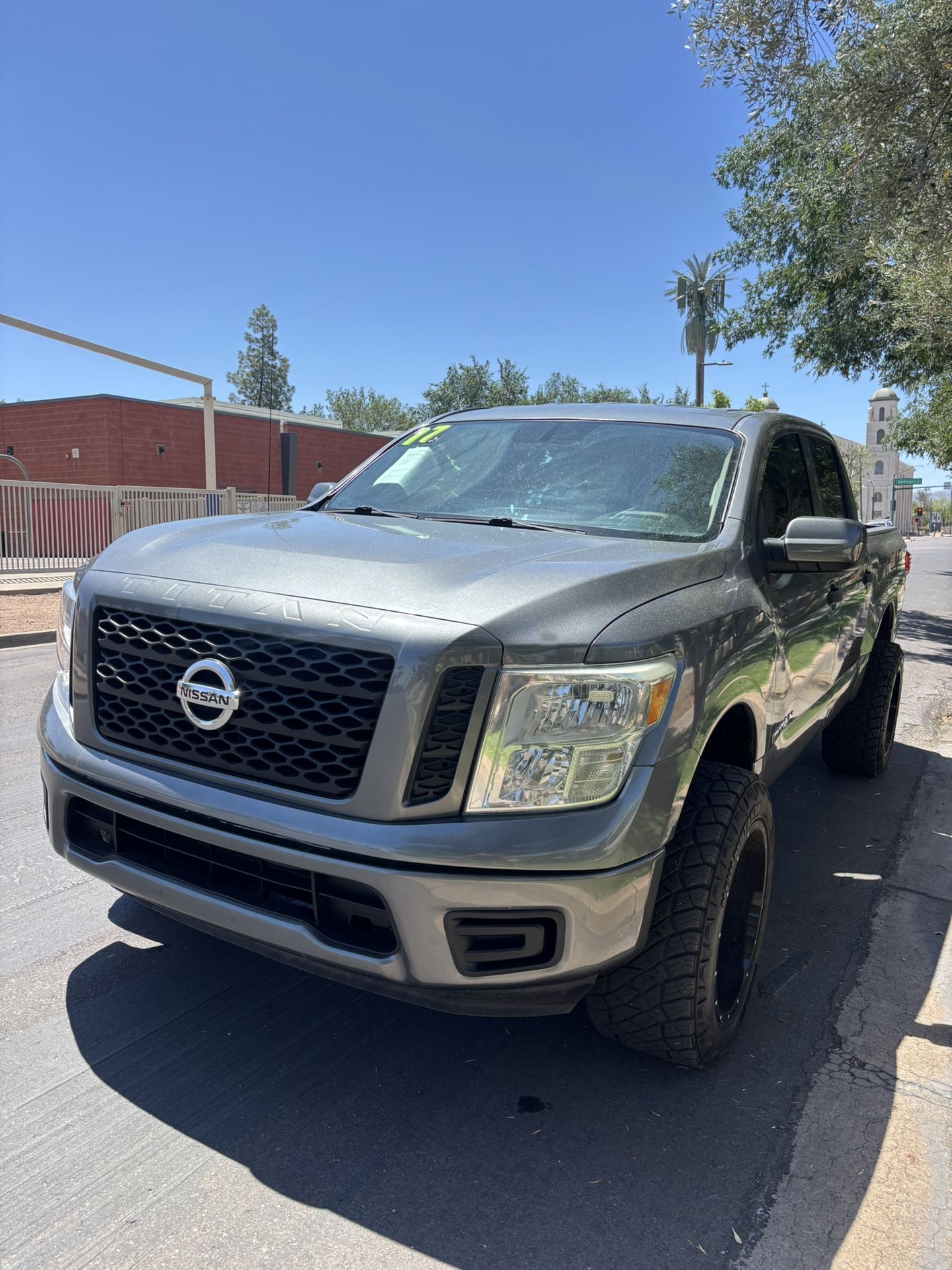 2017 Nissan Titan