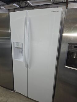 Samsung refrigerator side by side everything works good ✅️