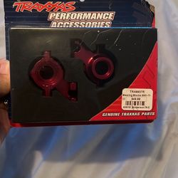 Traxxass maxx Steering Blocks 