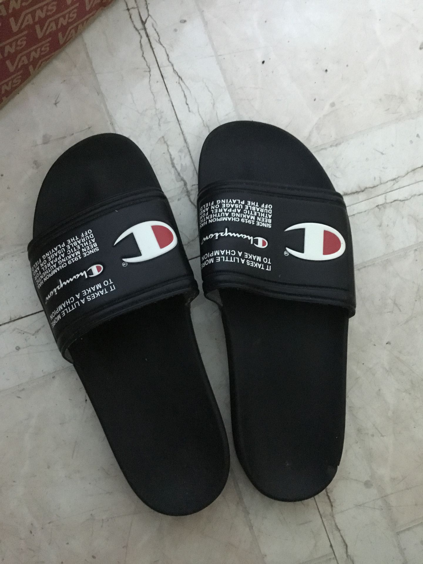 Black Champion slides size 11