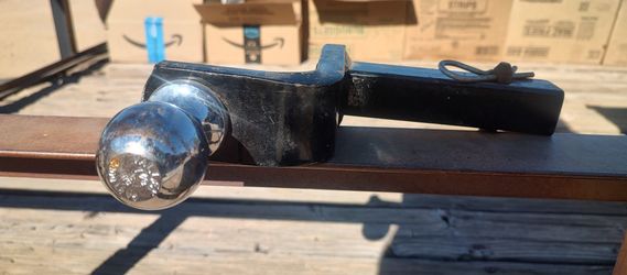 Trailer Hitch Receiver