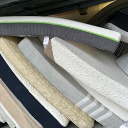 Brand Name Mattress- Great Condition