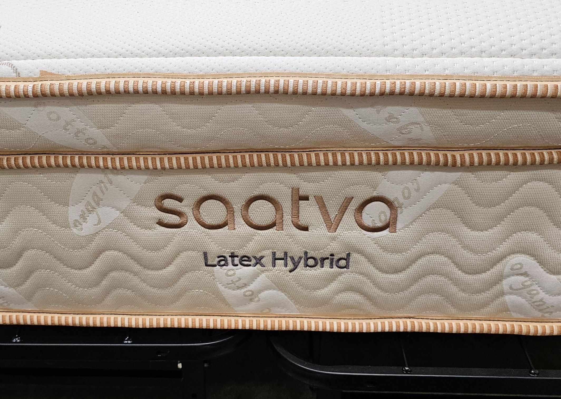 Saatva Latex Hybrid King Size Mattress - $40 Delivery
