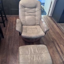 Off-White Real Leather Chair And Ottoman