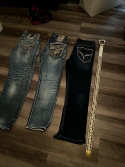 JEANS FOR SALE !