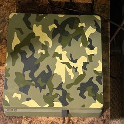 PlayStation 4 Limited Edition Call Of Duty WWII 1TB