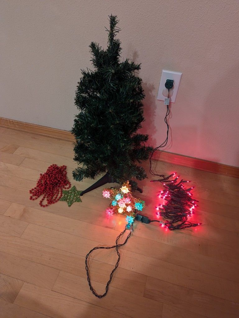 Mini 2ft Christmas tree w/ lights and star lights