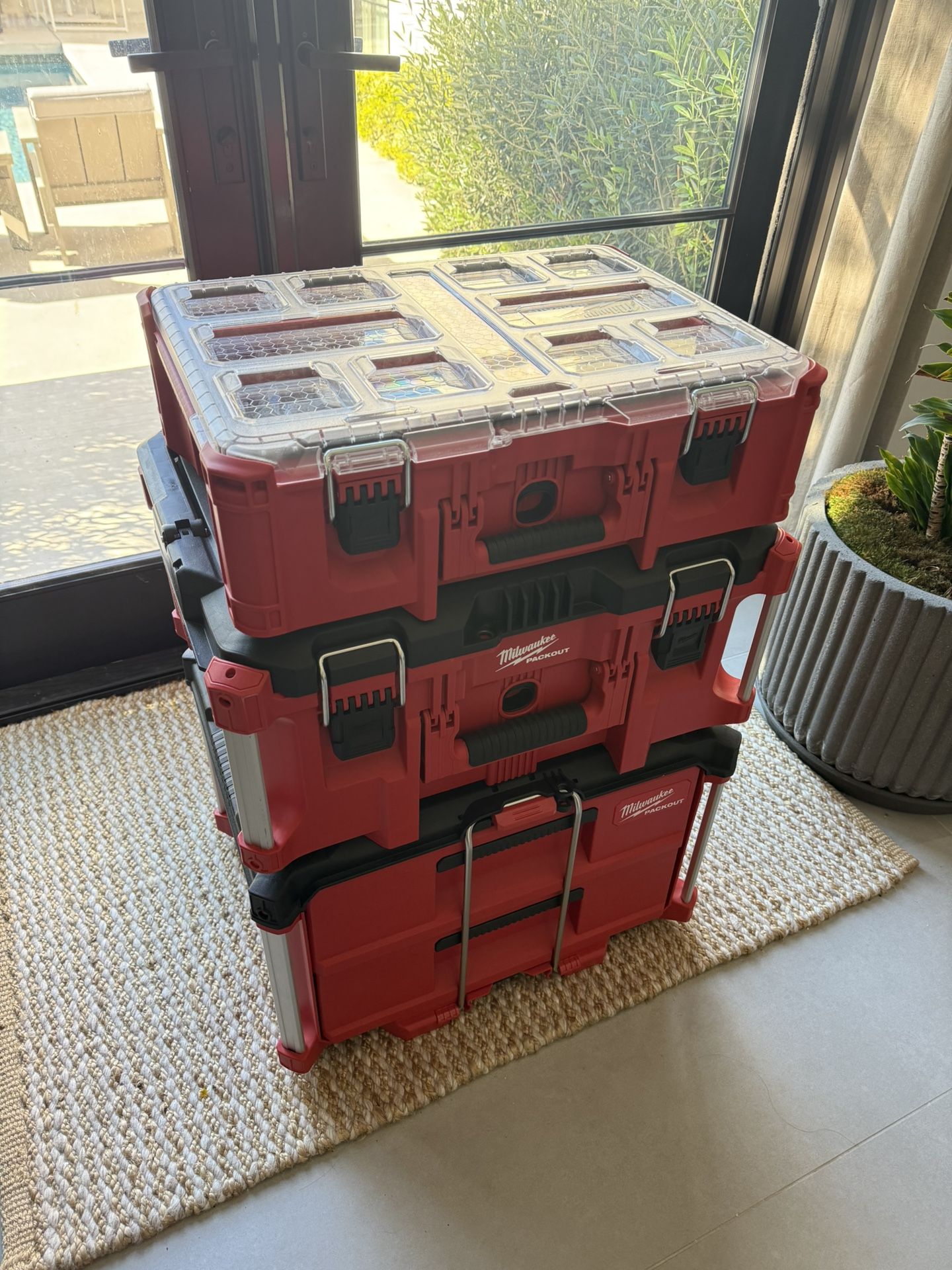 Milwaukee Pack Out Tool Box Set