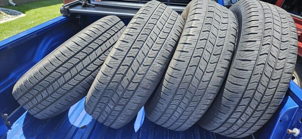 4 used tires for sale 265/70R16