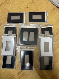 Lutron Claro 1-Gang Screwless Wallplate Black Gloss Finish CW-1-BL New