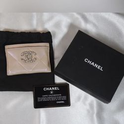 Authentic CHANEL Beige Quilted Lambskin Cardholder