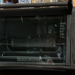 Black and Decker Toaster Oven