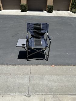 Oversized Folding Camp Chair with Side Table