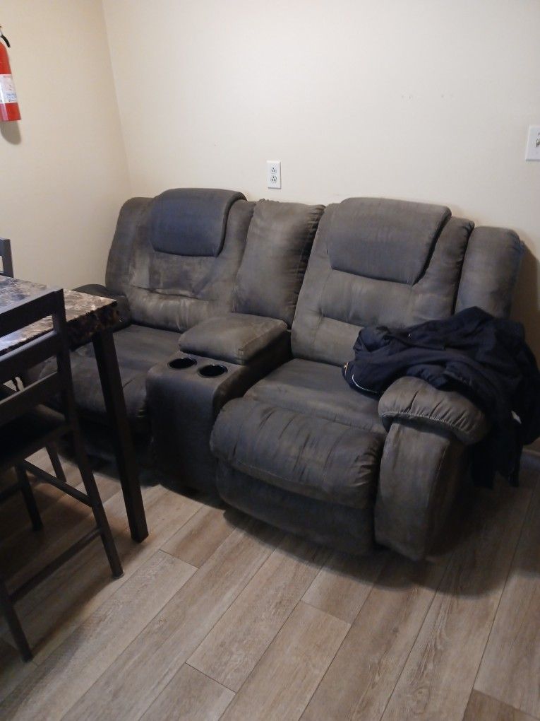 Reclining Loveseat