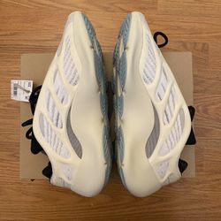 Yeezy 700