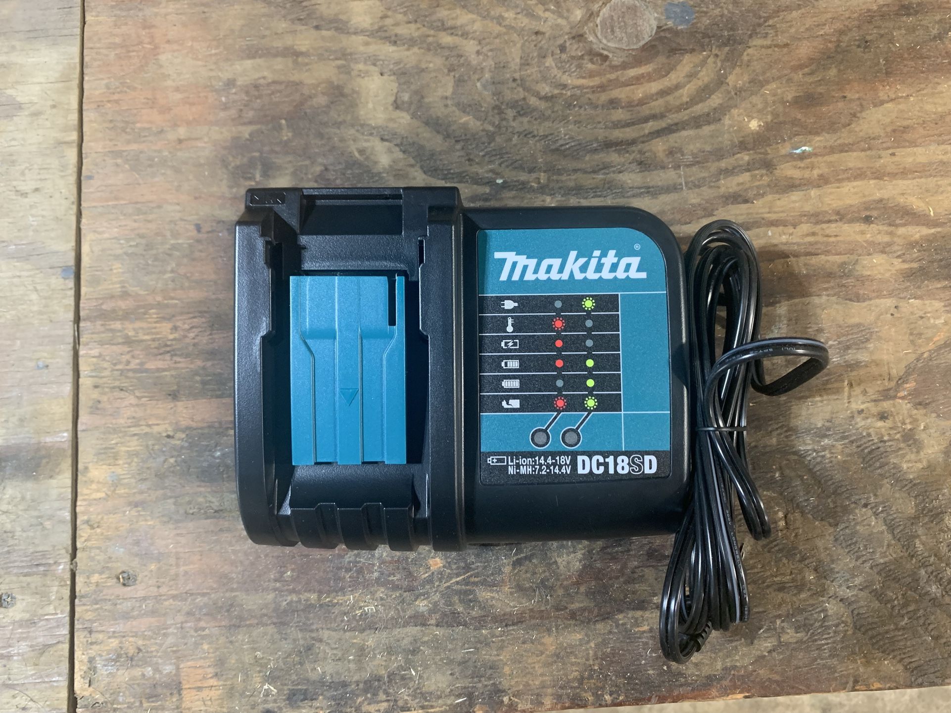 Makita 18v Charger