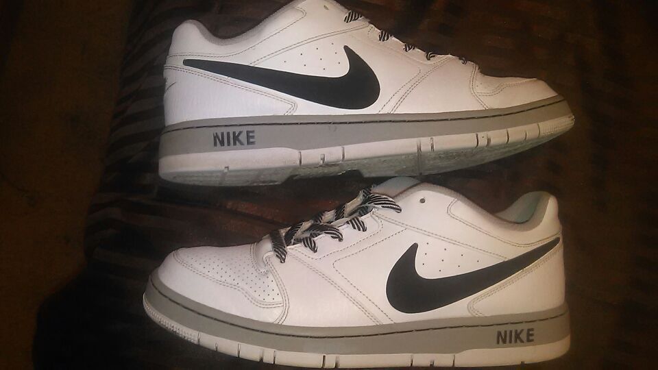Nike prestige iv black online