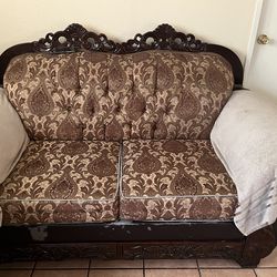 FREE COUCH