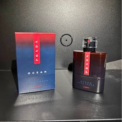 Prada La Rosse