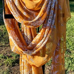 Middle Eastern Women's Sarees