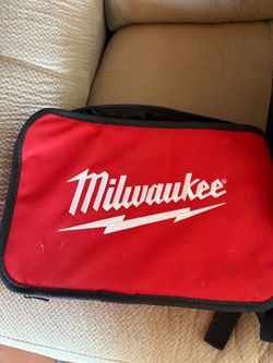 Milwaukee Case