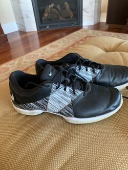 Women’s Nike Golf Shoes size 7.5w