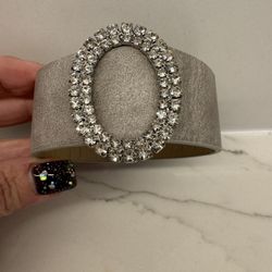 Bracelet Costume Jewelry $1