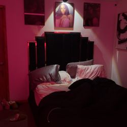 Queen Size Bed W/ Mattress And box Spring 