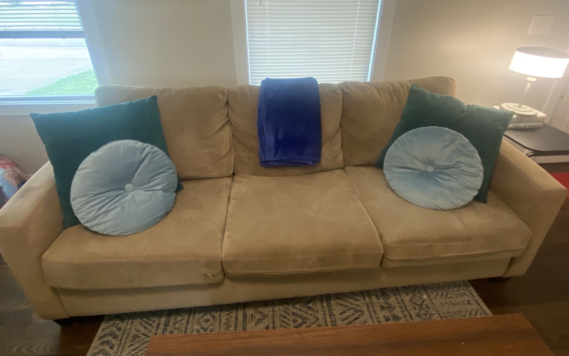 Convertible Couch And Chaise